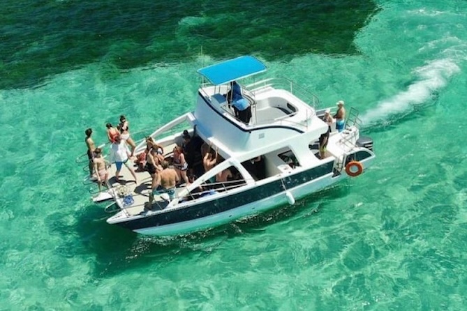 Small Group Private Party Boat in Punta Cana (Up to 14 people)